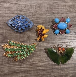 Colorful Vintage Brooch Lot